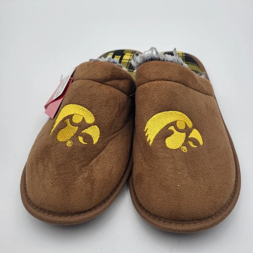 Iowa Hawkeyes Flannel Suede Scuff Slippers FOCO Mens Medium 9-10 Womens 11-12‎
